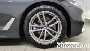 BMW 5-Series 520i M Sport 2020 года из Южной Кореи