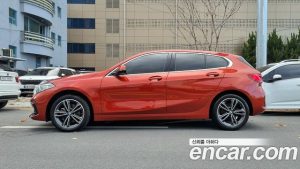 BMW 1-Series 118d Sport 2021 года из Южной Кореи