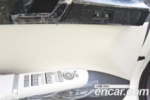 Hyundai Grandeur 2.5 Бензин 2WD 2023 года из Южной Кореи