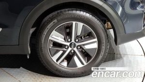 Kia Niro 1.6 HEV 2020 года из Южной Кореи