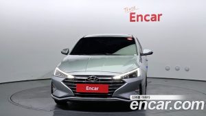 Hyundai AVANTE 1.6 2020 года из Южной Кореи