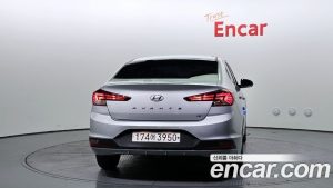 Hyundai AVANTE 1.6 2020 года из Южной Кореи