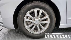 Hyundai AVANTE 1.6 2020 года из Южной Кореи