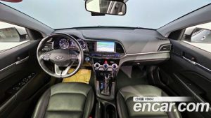 Hyundai AVANTE 1.6 2020 года из Южной Кореи