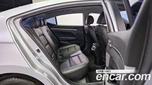 Hyundai AVANTE 1.6 2020 года из Южной Кореи