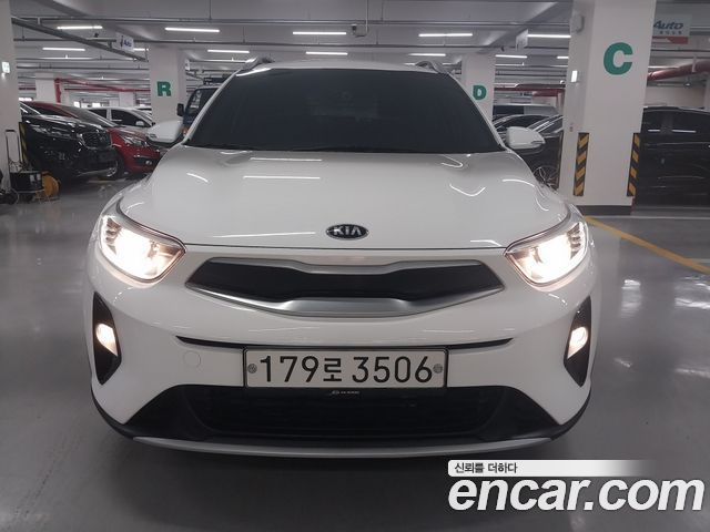 Kia Stonic Дизель 1.6 2019 года из Кореи