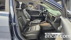 Kia Stonic Дизель 1.6 2019 года из Южной Кореи