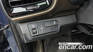 Kia Stonic Дизель 1.6 2019 года из Южной Кореи