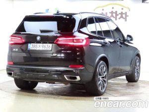 BMW X5 xDrive 40i xLine 2019 года из Южной Кореи