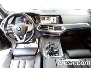 BMW X5 xDrive 40i xLine 2019 года из Южной Кореи