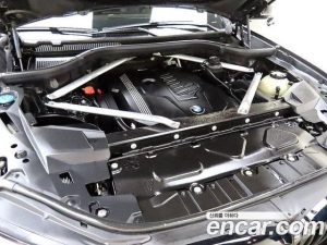 BMW X5 xDrive 40i xLine 2019 года из Южной Кореи