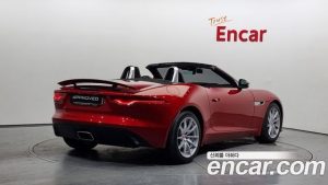 Jaguar F-TYPE P300 Cabriolet 2023 года из Южной Кореи