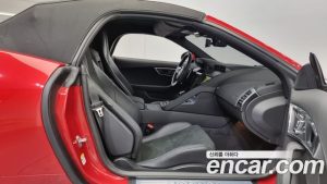 Jaguar F-TYPE P300 Cabriolet 2023 года из Южной Кореи