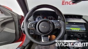 Jaguar F-TYPE P300 Cabriolet 2023 года из Южной Кореи