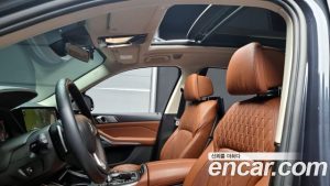 BMW X7 xDrive 40i Design Pure Excellence 6인승 2021 года из Южной Кореи