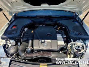 Mercedes-Benz E-Class E300 4MATIC AMG Line 2020 года из Южной Кореи