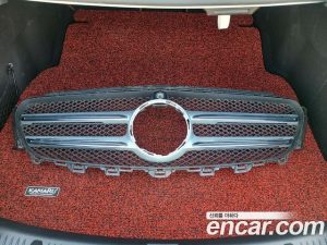 Mercedes-Benz E-Class E300 4MATIC AMG Line 2020 года из Южной Кореи