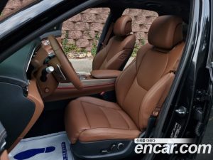 Genesis GV70 2.5T Бензин AWD 2023 года из Южной Кореи