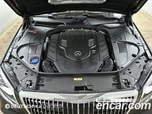 Mercedes-Benz S-Class Maybach S560 4MATIC 2020 года из Южной Кореи
