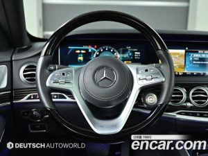 Mercedes-Benz S-Class Maybach S560 4MATIC 2020 года из Южной Кореи