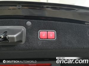 Mercedes-Benz S-Class Maybach S560 4MATIC 2020 года из Южной Кореи