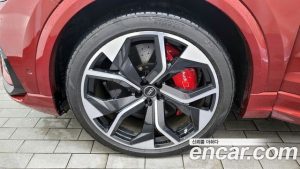 Audi RSQ8 4.0 TFSI 4WD 2021 года из Южной Кореи