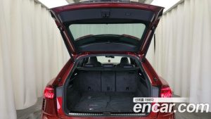 Audi RSQ8 4.0 TFSI 4WD 2021 года из Южной Кореи