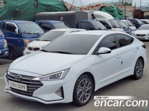 Hyundai AVANTE 1.6 2020 года из Южной Кореи