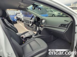 Hyundai AVANTE 1.6 2020 года из Южной Кореи