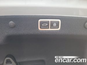 Hyundai Grandeur 2.5 Бензин 2WD 2023 года из Южной Кореи