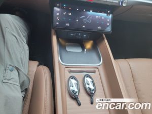 Hyundai Grandeur 2.5 Бензин 2WD 2023 года из Южной Кореи