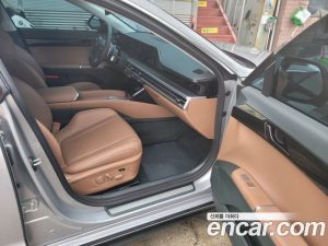 Hyundai Grandeur 2.5 Бензин 2WD 2023 года из Южной Кореи