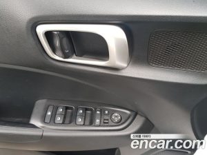 Hyundai Venue 1.6 Modern 2020 года из Южной Кореи
