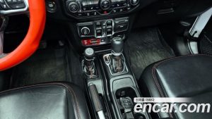 Jeep Wrangler 2.0 Rubicon Unlimited Top 4Door 2019 года из Южной Кореи