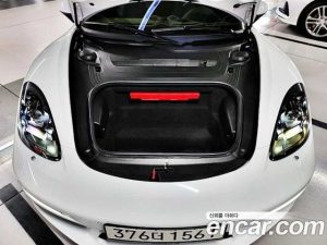 Porsche 718 2.0 2021 года из Южной Кореи