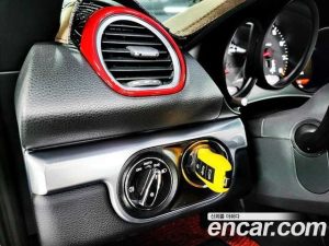 Porsche 718 2.0 2021 года из Южной Кореи