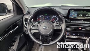 Kia Seltos Бензин 1.6 Turbo 2WD 2020 года из Южной Кореи