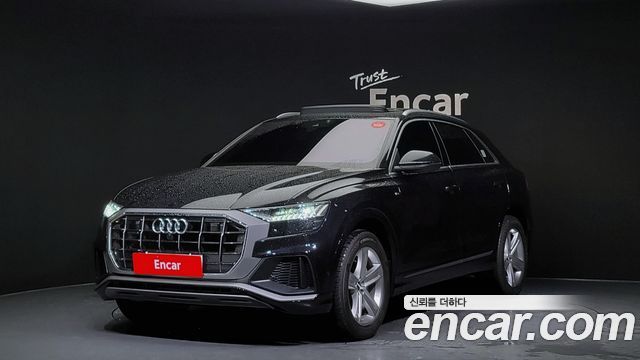 Audi Q8 45 TDI 4WD Premium 2020 года из Кореи