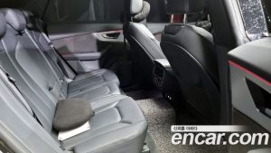 Audi Q8 45 TDI 4WD Premium 2020 года из Южной Кореи