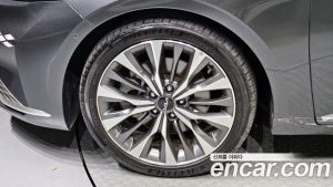 Kia K8 2.5 Бензин 2WD 2022 года из Южной Кореи