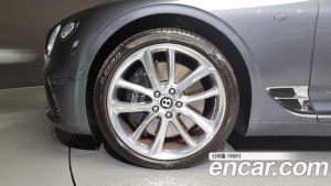 Bentley Continental 4.0 GT 2021 года из Южной Кореи