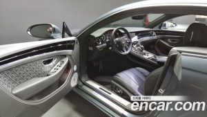 Bentley Continental 4.0 GT 2021 года из Южной Кореи