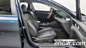 Kia K5 2.0 2020 года из Южной Кореи