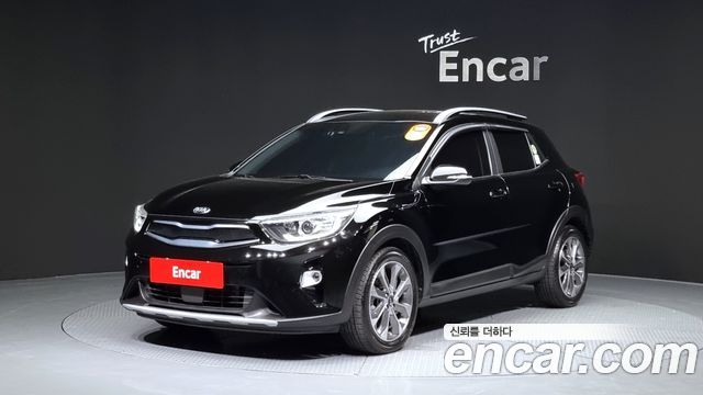 Kia Stonic Дизель 1.6 2019 года из Кореи