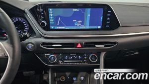 Hyundai Sonata 2.0 2020 года из Южной Кореи