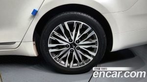 Kia K7 2.5 GDI Noblesse 2020 года из Южной Кореи