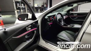 Mercedes-Benz E-Class E220d 4MATIC Exclusive 2020 года из Южной Кореи