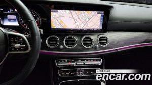 Mercedes-Benz E-Class E220d 4MATIC Exclusive 2020 года из Южной Кореи