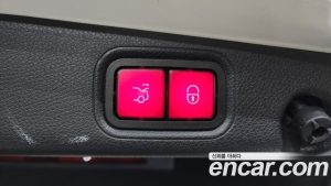 Mercedes-Benz E-Class E220d 4MATIC Exclusive 2020 года из Южной Кореи