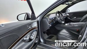 Mercedes-Benz S-Class Maybach S560 4MATIC 2020 года из Южной Кореи